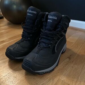 Columbia Men's Black Winter Snow Hiking Boots